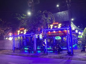 Sang quán ăn uống giải khác
